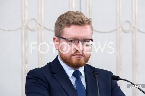  13.10.2026 WARSZAWA<br />DZIEN W PARLAMENCIE<br />N/Z DARIUSZ STANDERSKI<br /> 